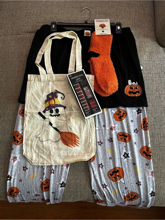 Peanuts Other - Peanuts pjs bundle